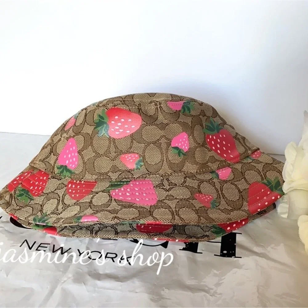 NWT Coach Signature Wild Strawberry Print Bucket Hat CH392 - Picture 5 of 11